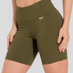 Bermuda Fitness Feminina Com Bolso No Cós E Detalhe Canelado Motion Lines Dlk Verde Oliva