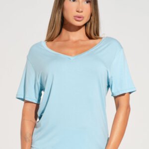 Blusa DLK Basic Escote V · Azul - ropa deportiva Uruguay